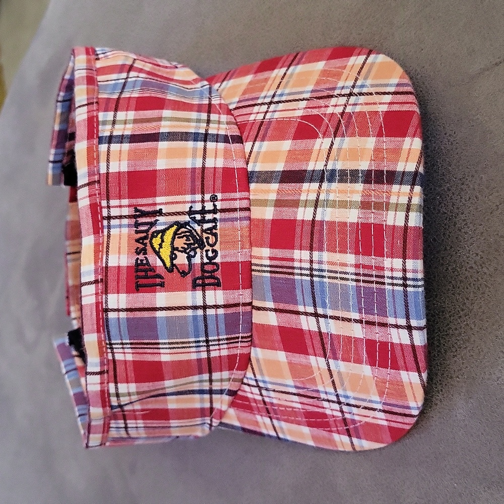 The salty dog Cafe visor